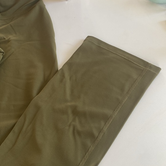Athleta Girls High Rise Chit Chat Flare Pants, size m (8-10), Olive Green - Picture 4 of 4